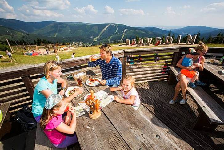 Terasa restaurace Medvědín