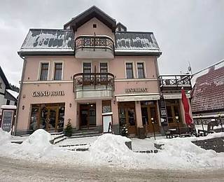 Hotel Grand***